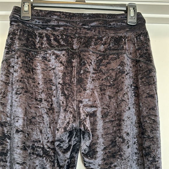 Lululemon Ready to crush joggers in Black size 4 - Picture 6 of 11